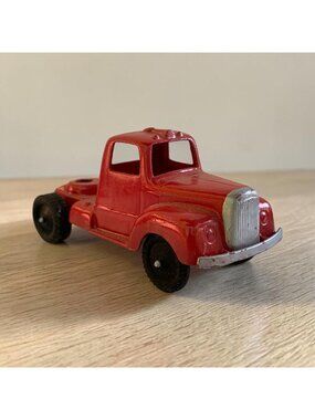 Tootsietoy Red Semi Truck Cab Toy Chicago 24 Vintage 1960s Die-Cast Collectible